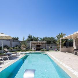 Koin Villa Sunset, With Heated Pool & Whirlpool, By ThinkVilla