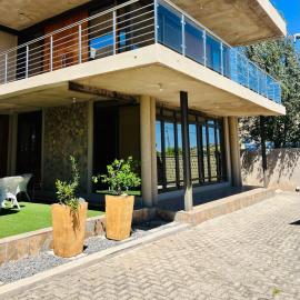 Mosia Guest House โรงแรมในมาเซรู