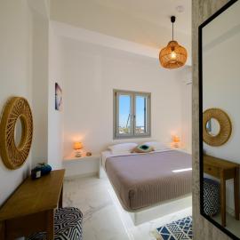 Santana Apartments, hotel a Perivolos