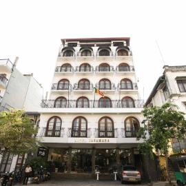 Hotel Casamara - Center Point Kandy, hótel í Kandy