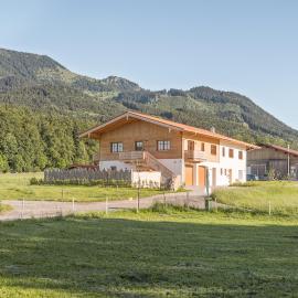 Alpen Lodge Samerberg, hotel di Samerberg