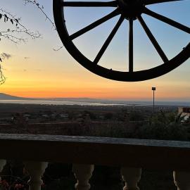 Paradise with pool sea and mountain views, Hotel in Aït Taleb Ali