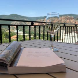 Un apartamento con Vistas y Gran Terraza, hotel in Viguera