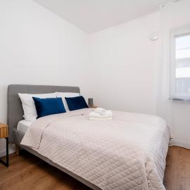 Traktorowa Comfort Apartment by BookingHost