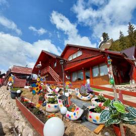 Cabanutele Geo, hotel di Lacu Rosu