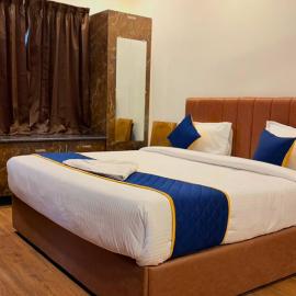 Hotel Vakula Matha Grand
