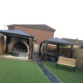 Spacious 4BR Family Home, FREE Parking, Near London