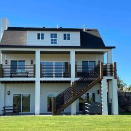 Luxury Farm Home @ Stoney Farms w/ Private Hot Tub