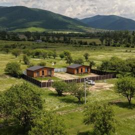 Tianeti Apple Cottages:  bir otel