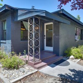 Old Southwest Reno Family Stay - Pet Friendly!