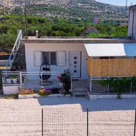 Kuća za odmor-Sunny side, khách sạn ở Grebaštica