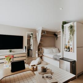 Saturn Studio by Navie Stays