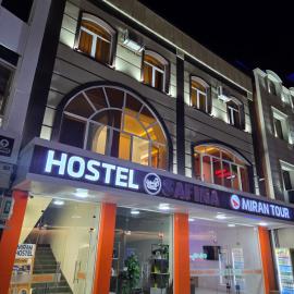 Miran Hostel 2 Vokzal, hotel u gradu Andizhan