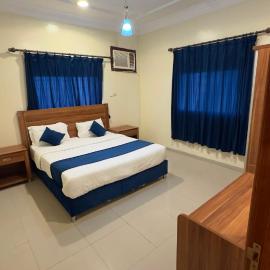 غيوم ابها - شقق مخدومه, Hotel in Abha