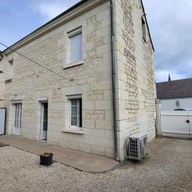 Centre Bourg d'Avoine Cottage