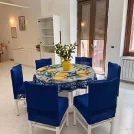 Bellavista Apartment, Lake Iseo, hotel em Castro