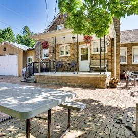 Game Room + Patio: Hilltop Home in Hocking County、ローガンのホテル