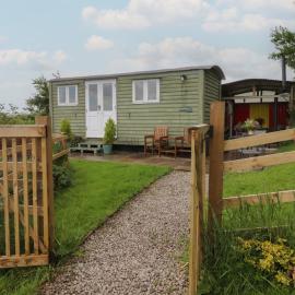 The Journeyman Luxury Shepherds Hut, hotel a Barnoldswick