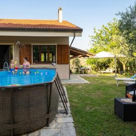 Villa Belvedere, con Piscina e giardino esclusivo, vista panoramica, Piccola palestra, 3 Camere,2 bagni