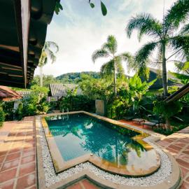 Watermelon House at Nong Thale Garden & Kitchen, hotel in Ban Khao Klom
