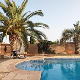 Gîte les palmiers, hotel in Roquebrune-sur-Argens