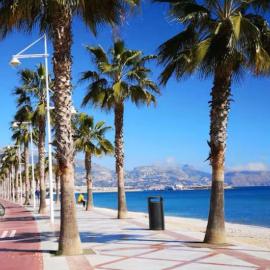 Primera línea de playa en Altea