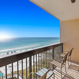 8th Floor Open Condo On-site restaurant w bar Multiple pools