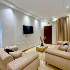 appartement A2 moderne à quelques minutes de la plage, hotel em Akouda