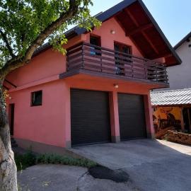Sweet House, 2 Bedrooms, Free Parking, Near Sarajevo & Jahorina