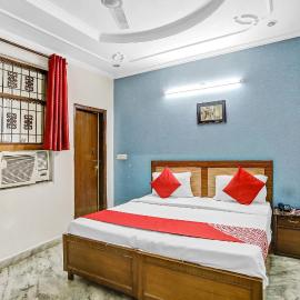 hotel OWhite Elephant, готель у місті Indirapuram