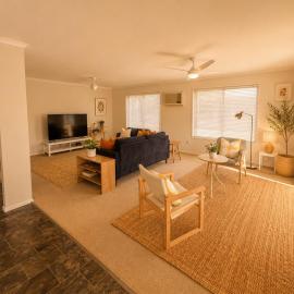 Spacious Home with Large Green Space Near Logan Hospital & Golf Resort, ξενοδοχείο σε Waterford