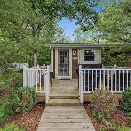 Maple Ridge Brown Cottage HOT TUB, hotel em Saugatuck