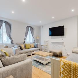 Brilliantly Located 1BDR Flat by Piccadilly Circus