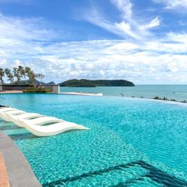 Tropicana Assana Cenang Suite, hotel in Pantai Cenang