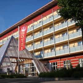 Kurhotel Pyramide Bad Windsheim, hotel em Bad Windsheim