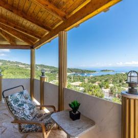 Paco's Resort Luxury Villa 19: Oziás şehrinde bir otel