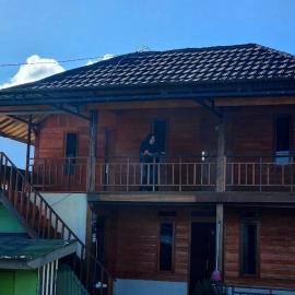 Punik Family Villa, hotel in Sembalun Lawang