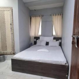 All sana guest house, hotel in Kolkata