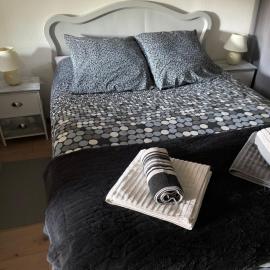 Charmant studio dans maison privée