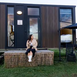 Pasture and Paws by Tiny Away, hotell i Leeville