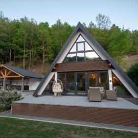 Cabana Casa Luca, khách sạn ở Rănuşa