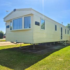The Escape - 706 - Stunning 6 Berth Caravan At Cherry Tree Holiday Park In Norfolk, hotel in Belton