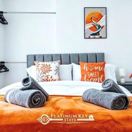 4BR 3BA Long Stays Wigan Home