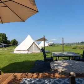 Glamping-tent, hotel in Hensbroek