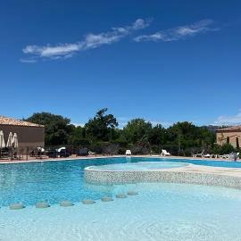 Maison T3, avec terrasse et piscine
