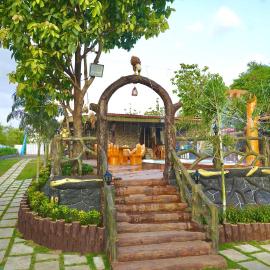 Gaikar Farm & Resort, hotel in Murbād