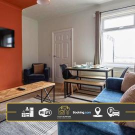 3 Bedroom House By Cozy Quarters Property Management Contractors Accommodation Seaham Near Sea, hotel in Seaham