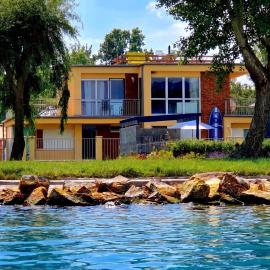 Panoráma Apartmanház Fonyód, hotel in Fonyód
