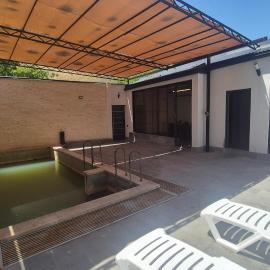 Relax Mineral Hotwater House, hotell i Arzakan
