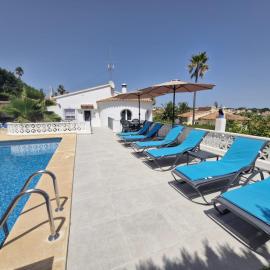 Casa Vista peñón by Theka Services